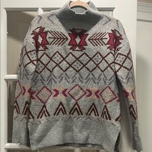 Lou & Grey Gray and Pink Patterned Sweater